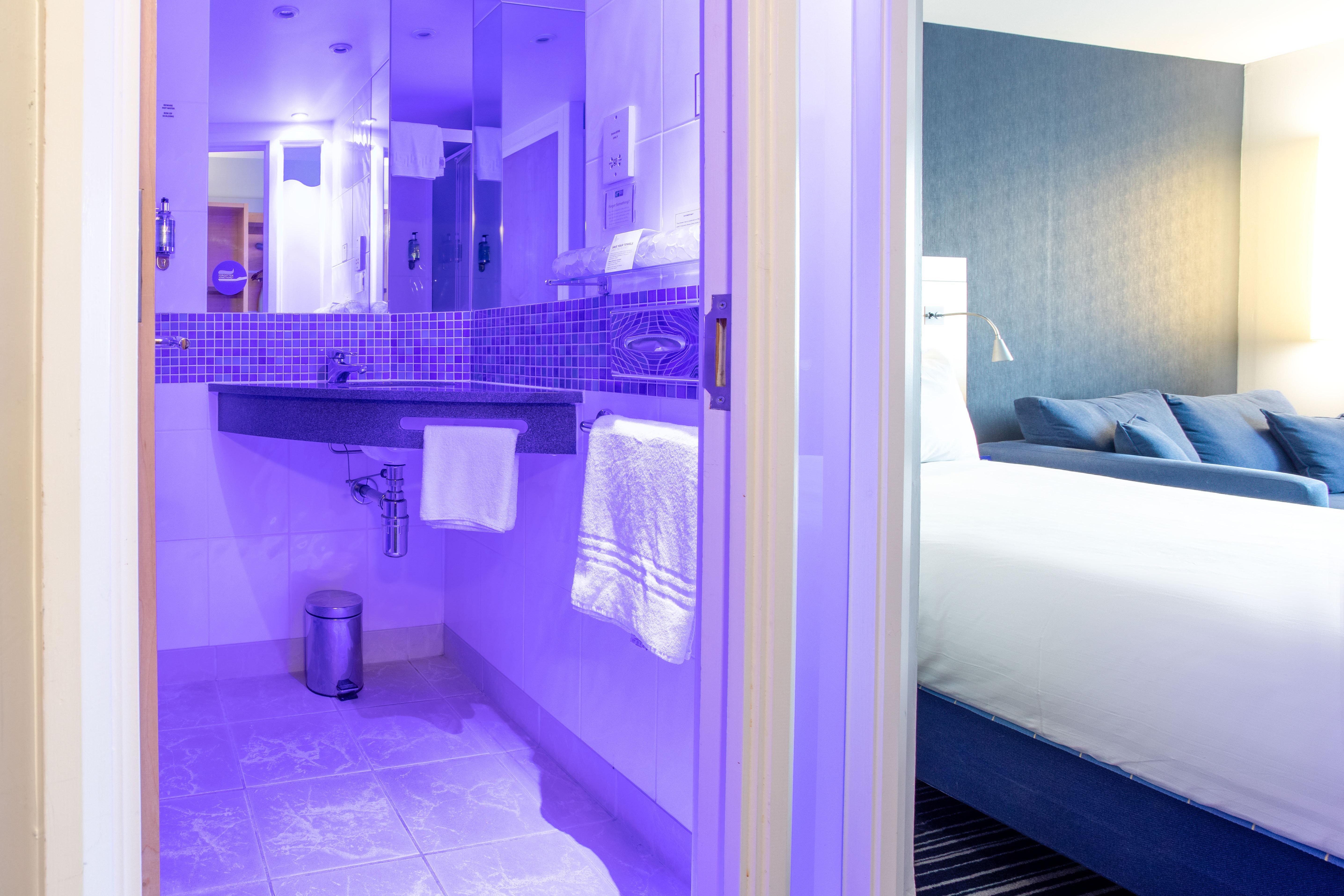Holiday Inn Express Dunfermline By Ihg Εξωτερικό φωτογραφία