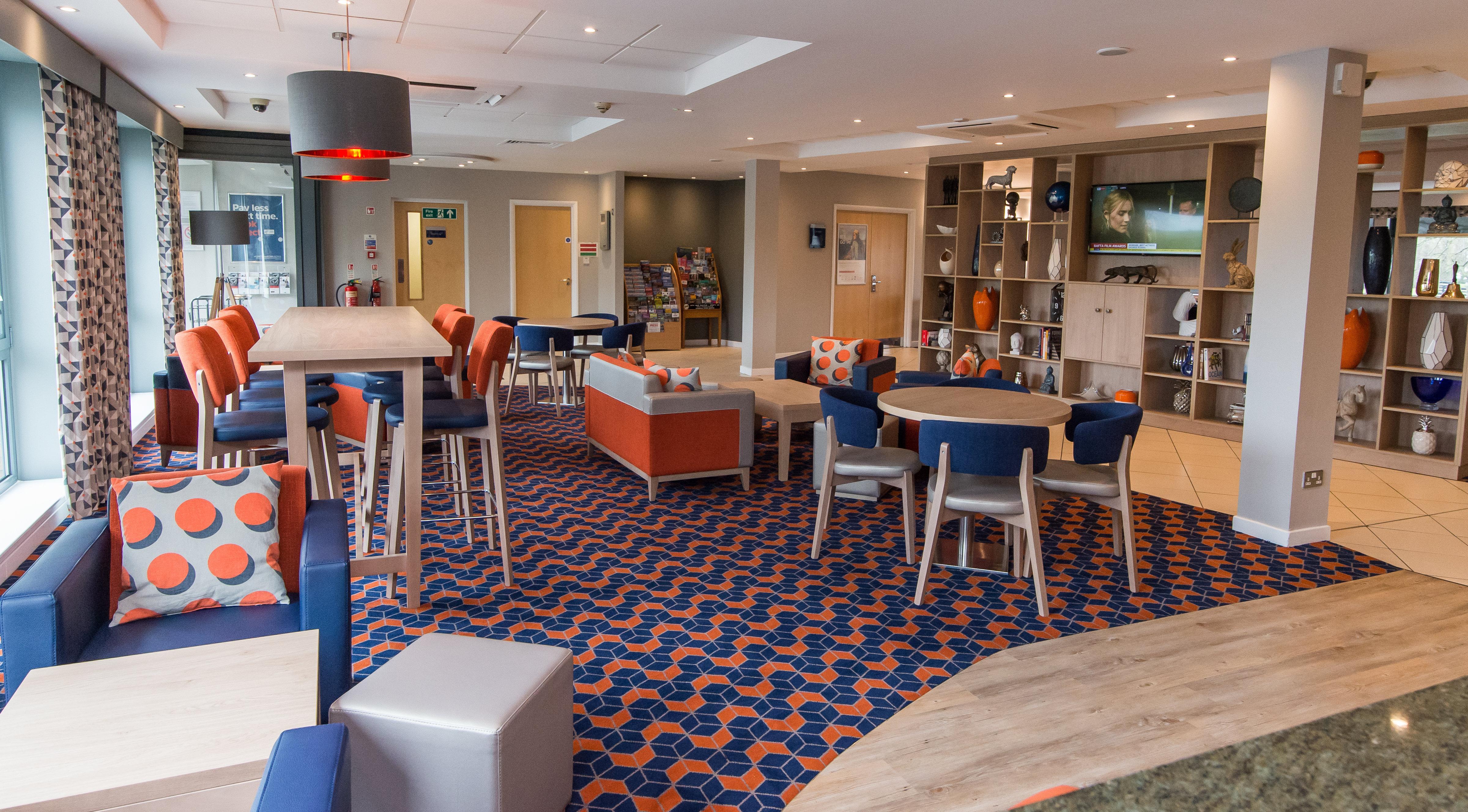 Holiday Inn Express Dunfermline By Ihg Εξωτερικό φωτογραφία