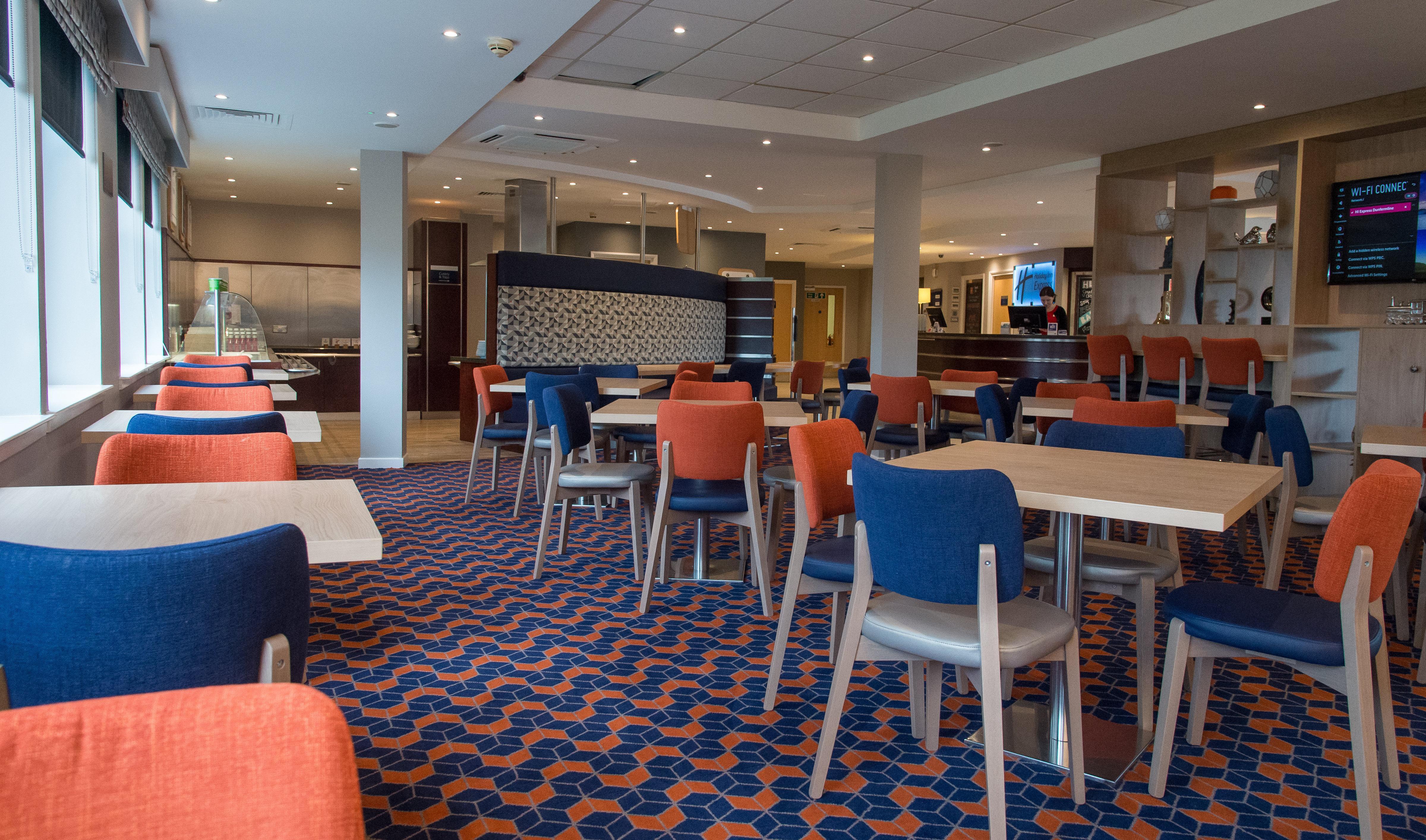 Holiday Inn Express Dunfermline By Ihg Εξωτερικό φωτογραφία