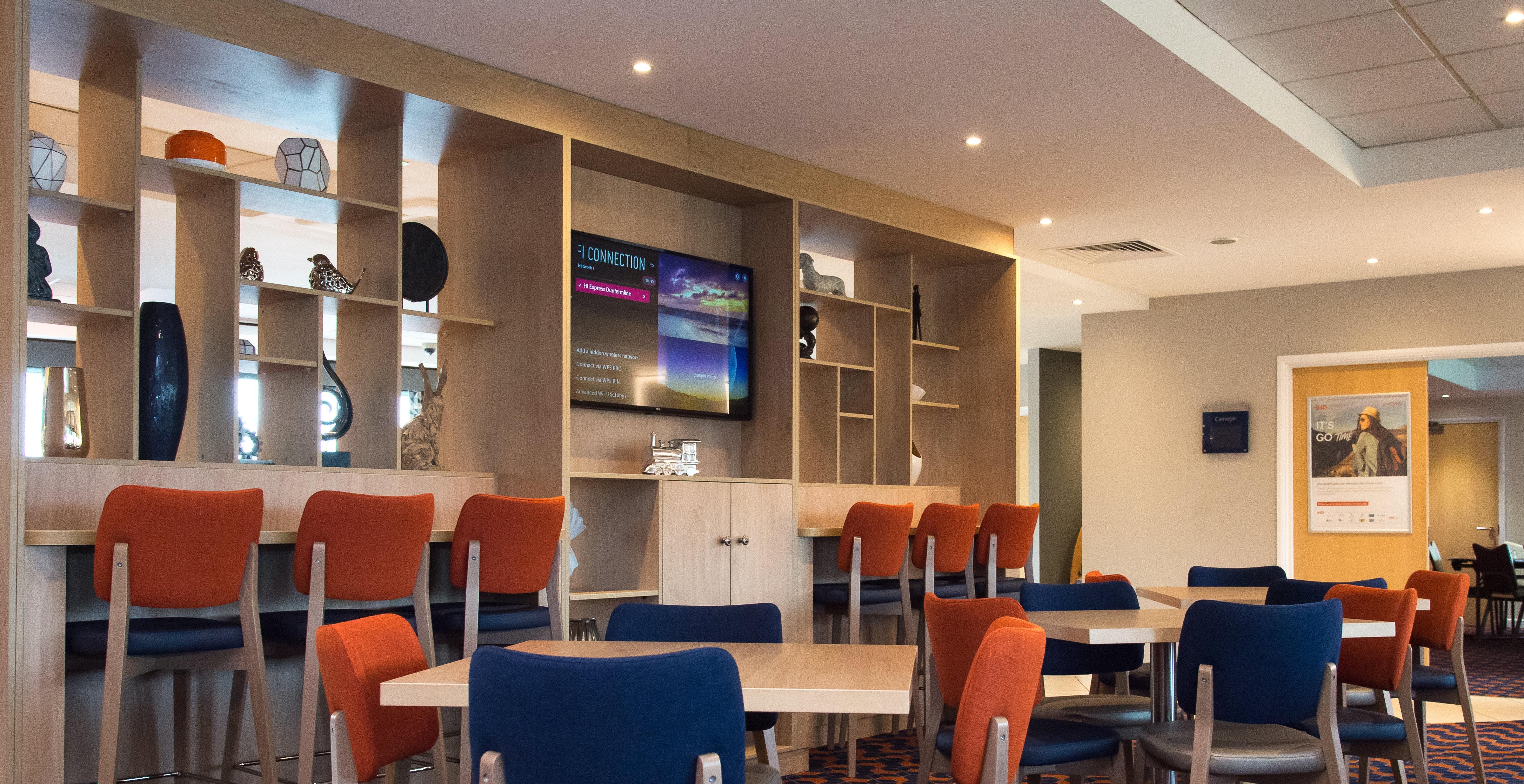 Holiday Inn Express Dunfermline By Ihg Εξωτερικό φωτογραφία
