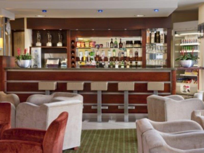 Holiday Inn Express Dunfermline By Ihg Εξωτερικό φωτογραφία